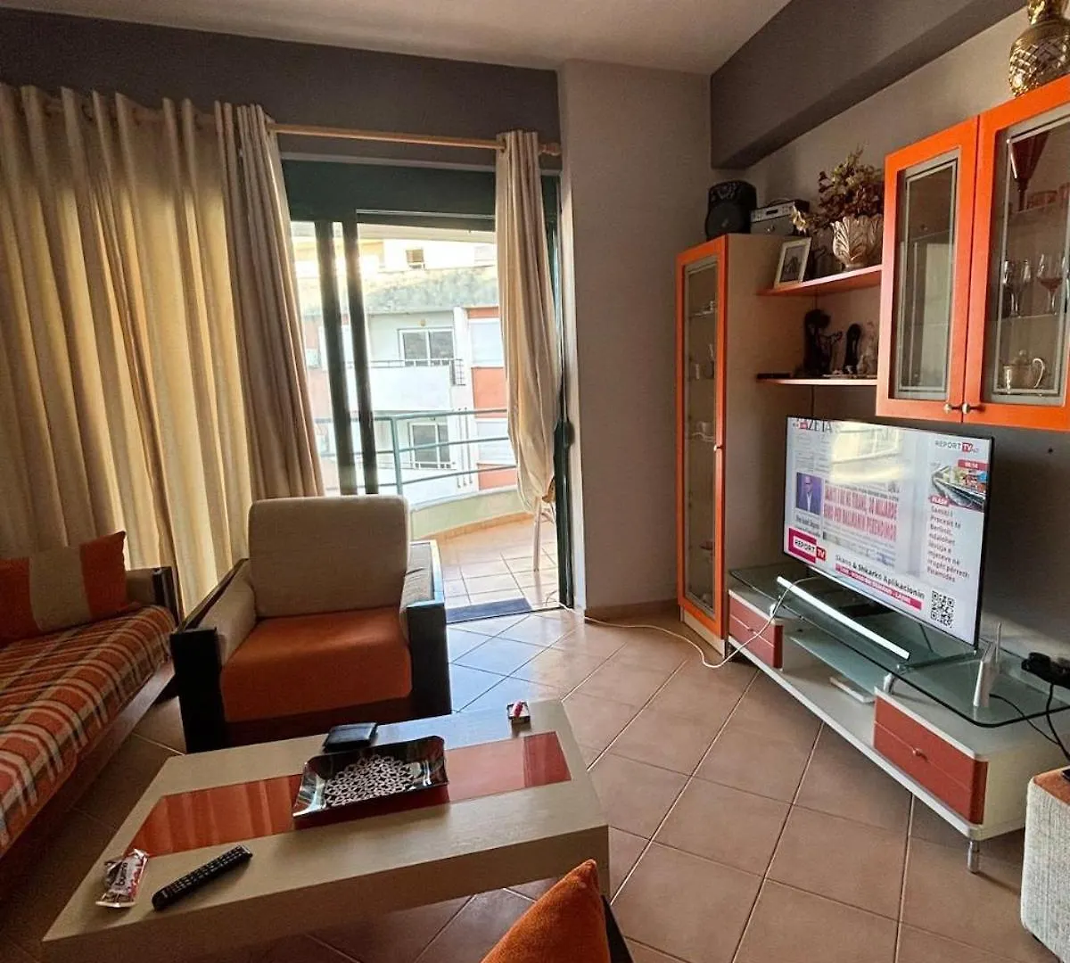 Ellie'S Sunset Beach Apartment ساراندا